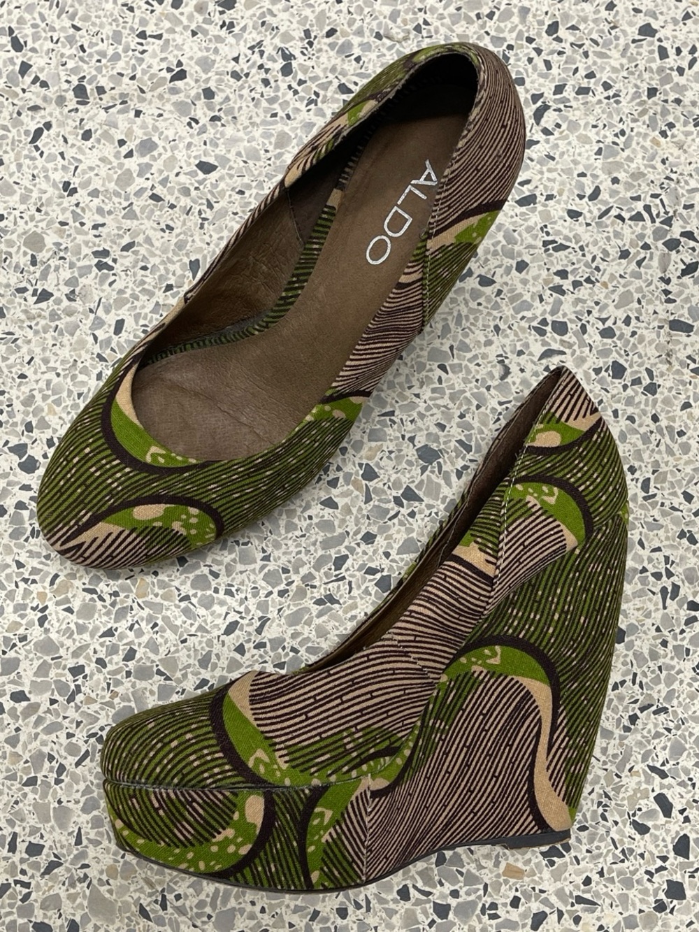 ALDO Forwood Tribal Olive Green & Tan Printed Pattern Platform Wedges